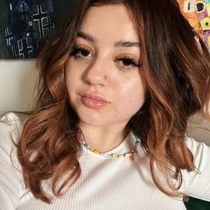 Meet your Posher, Daniela